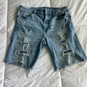 American Eagle NE(X)T LEVEL AIRFLEX Ripped Jean shorts